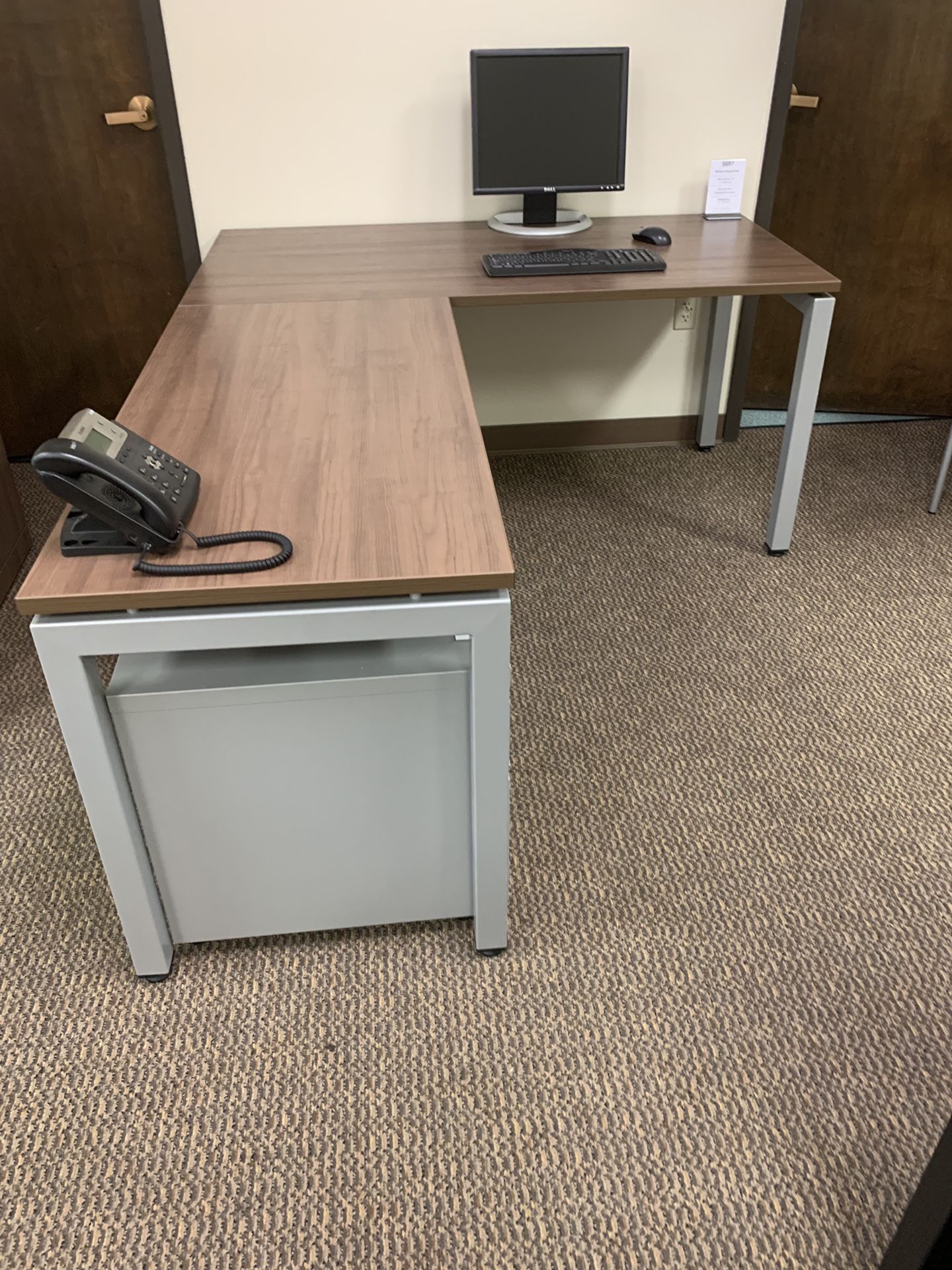 Modern walnut L-shape office desk