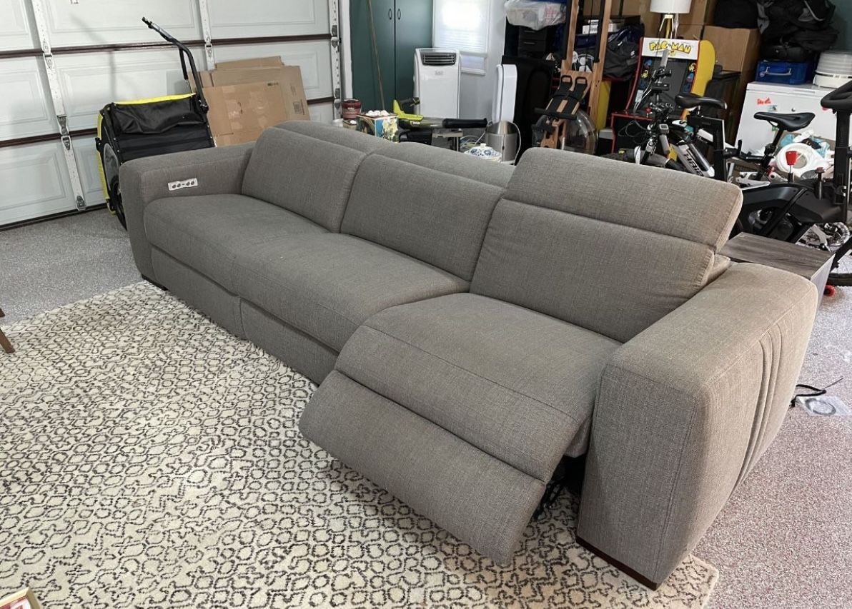 3pc power recliner sofa Perfect condition!