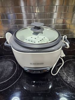 Black & Decker NEW Rice Cooker RC516