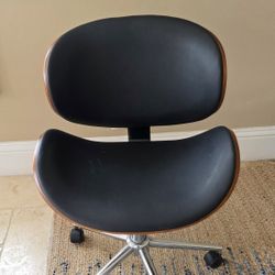 Leather Chair Mid Century Style