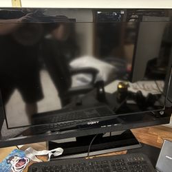 Multiple TVs  27 And 34 Inch. 