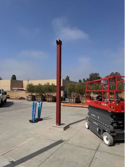 12–14’ Structural Steel Support Column with Welded Beam Plates