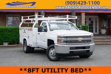 2018 Chevrolet Silverado 3500HD Chassis