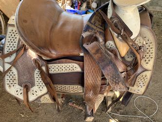 Charro saddle Size 15