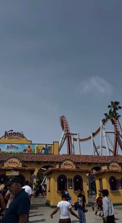 Knott’s Berryy farm