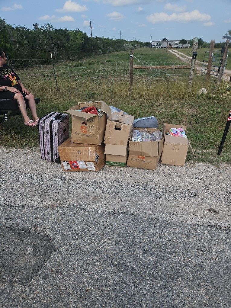 Free Stuff On The Side Of The Road