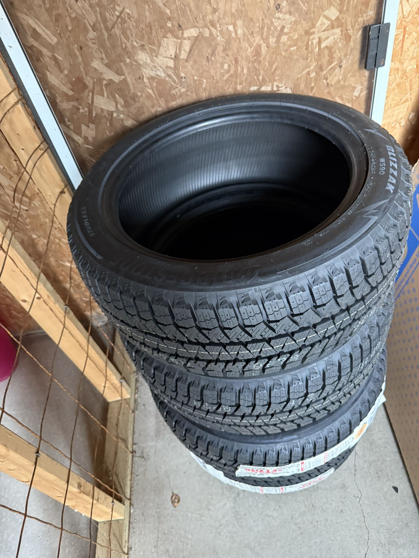 Bridgestone Blizzak WS90 Tires