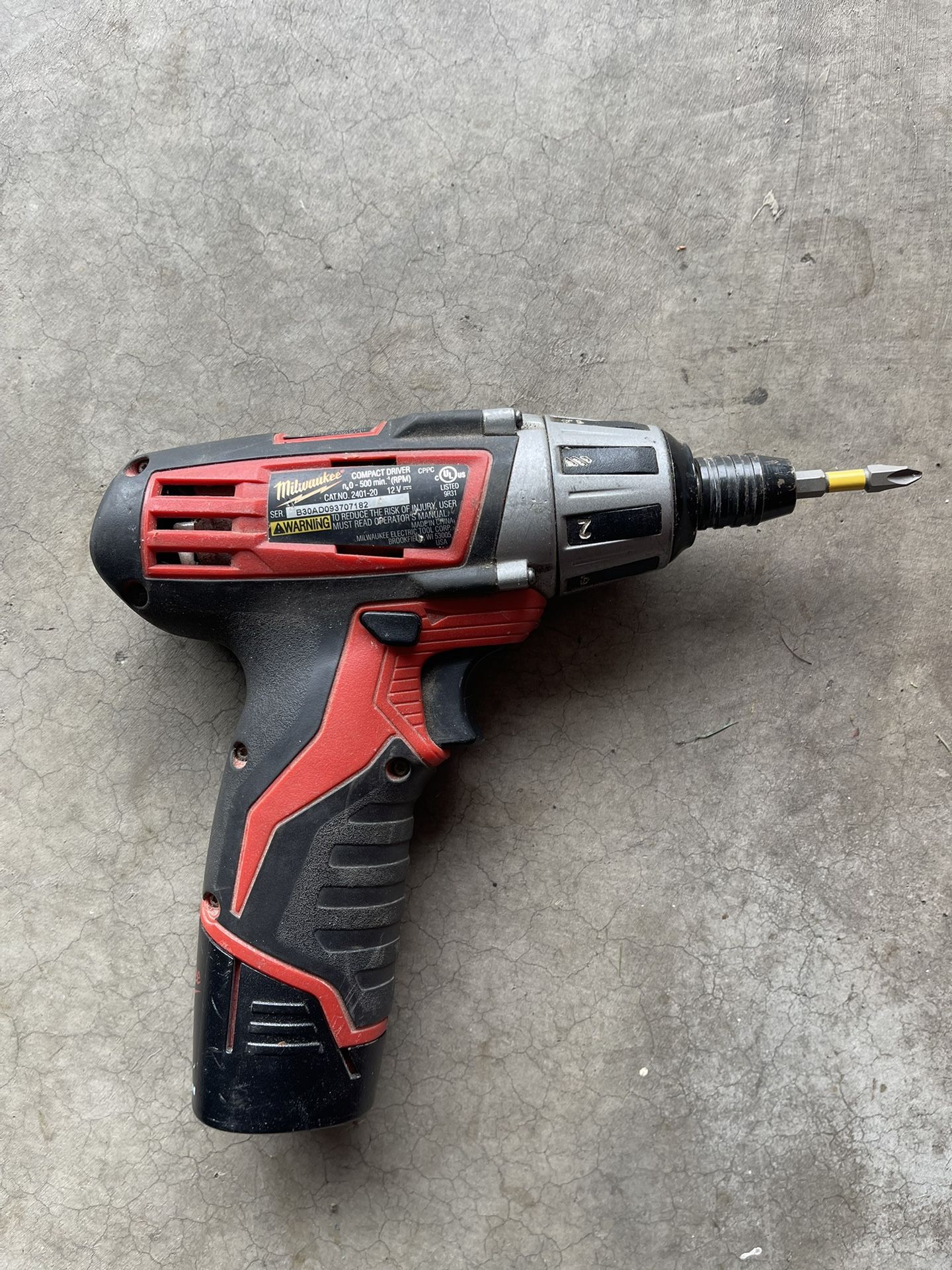 millwaukee m12 drill