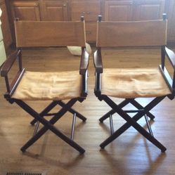 2 Actor Chairs 