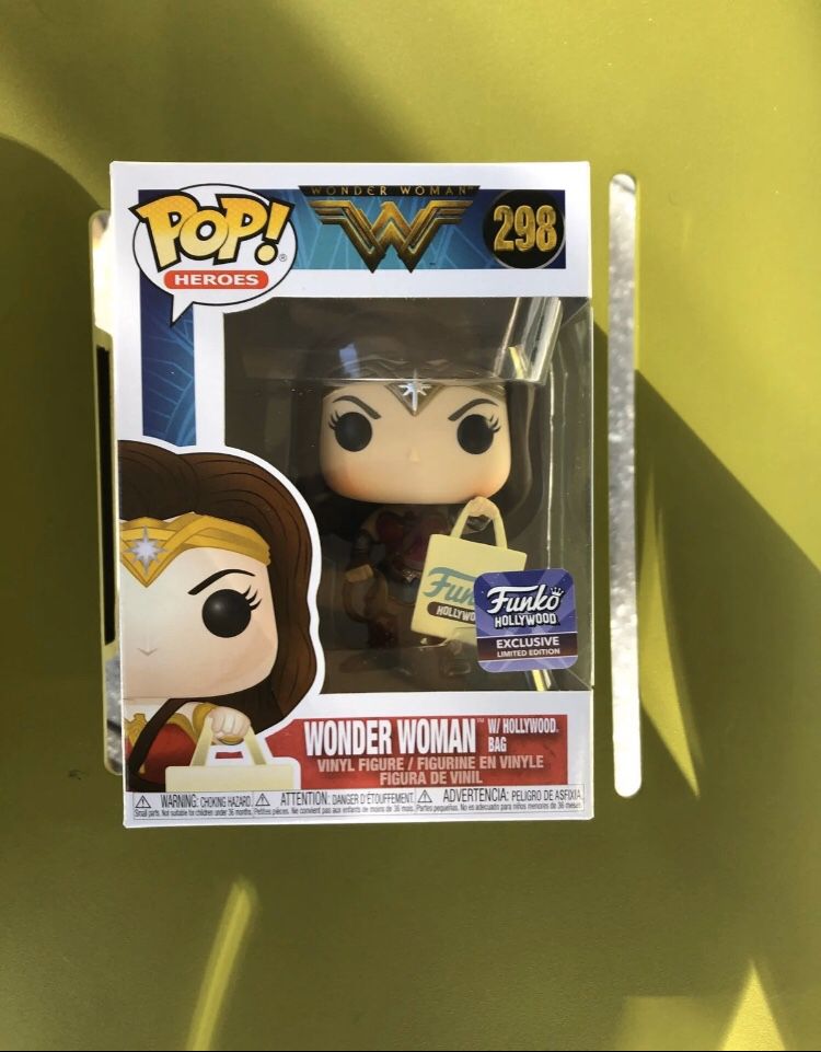 Wonder Woman Hollywood Funko Pop