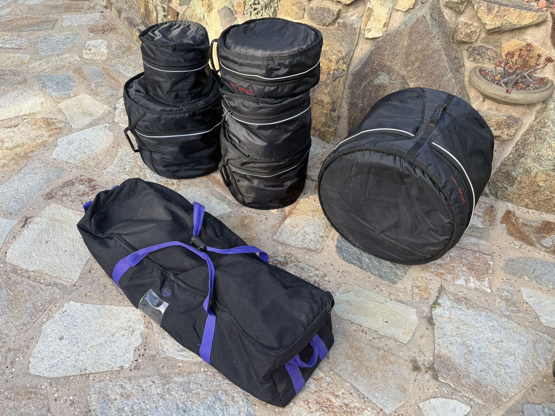 Stagg High Quality Drum Bags plus Hardware Bag 22,10,12,14,16,14