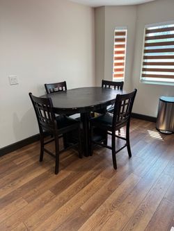 Free Dining Set