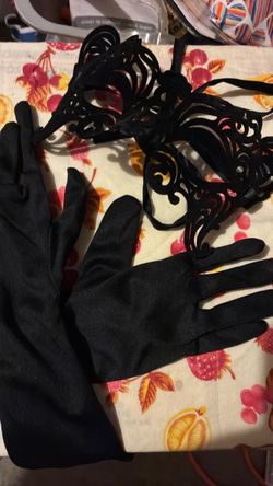 Black Lace Masquerade 1920s flapper Halloween Mask
