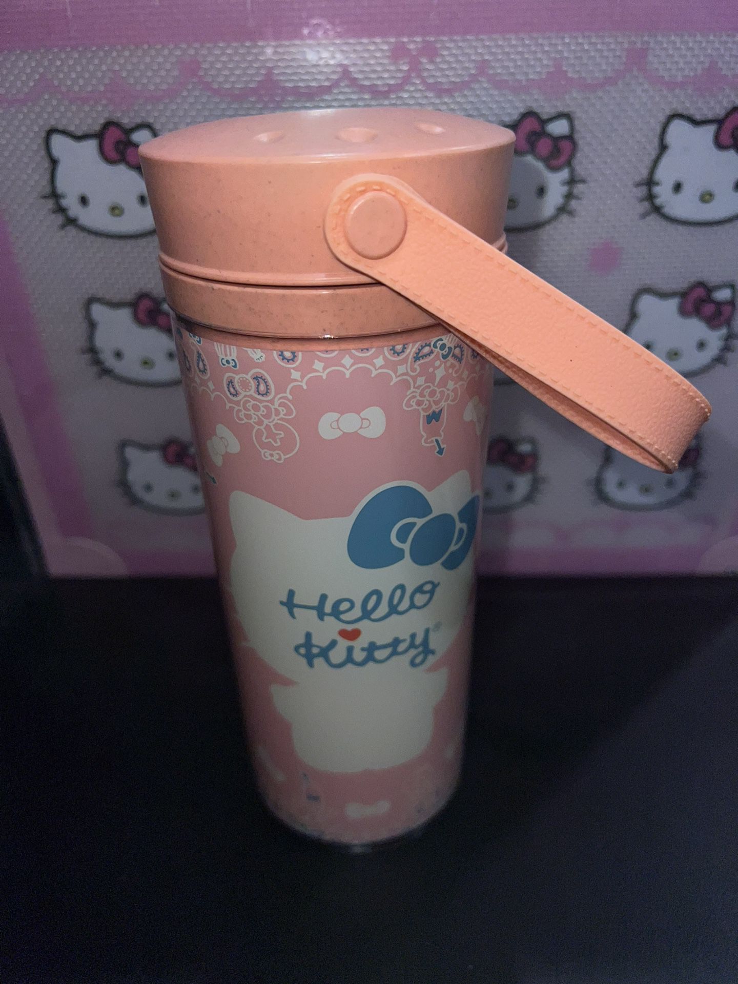 Hello Kitty Tea Infuser Bottle