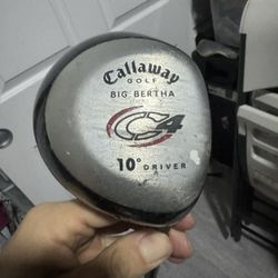  Callaway c4 golf driver in right handed  Graphite shaft in Firm flex  See pictures for details and conditions  There are paint stains on the head  So
