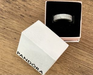 Pandora Ring