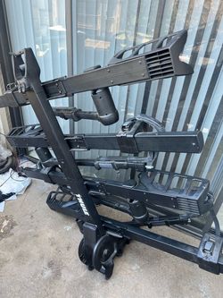 Thule hitch bike rack. Hold 4 bikes