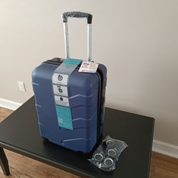 Luggage Carry-On 22 inch New Blue