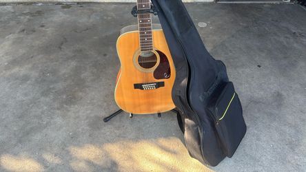 12 string epiphone guitar