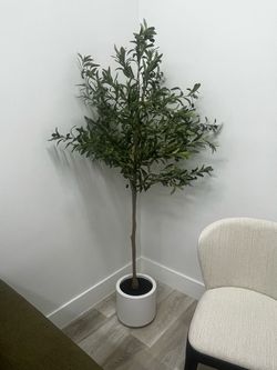 fake tree