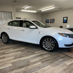 2014 Lincoln MKS