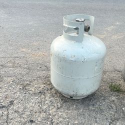 1 Full 5gallon Propane Tank