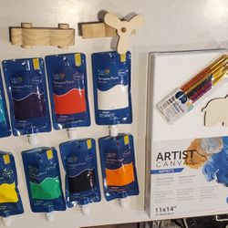 LOT- Tempera Paint Triangle Paint Brushes 11 X 14 Canvas ART ARTIST