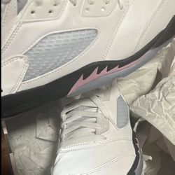 White Soft Pink Jordan 5 Size 9.5