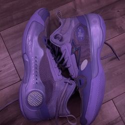 Way of wade 10 lavender sz 10.5