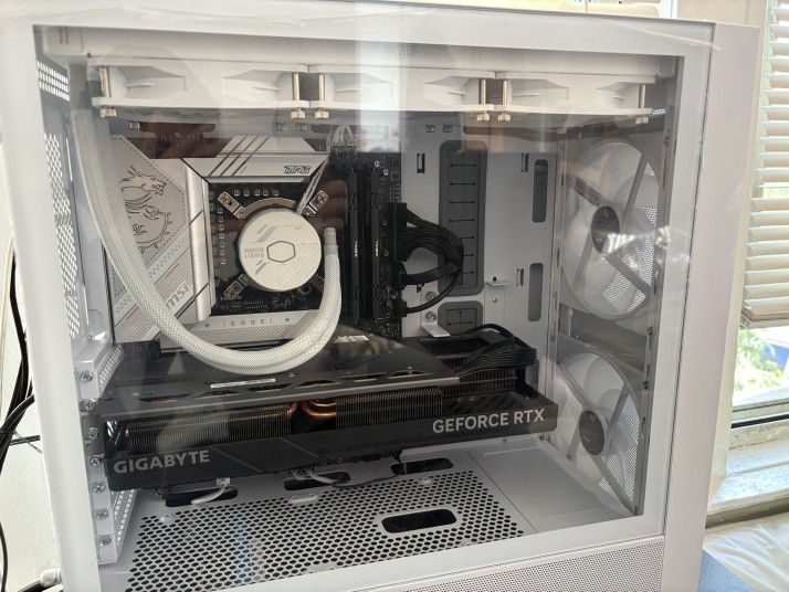 RTX 4090 Gaming PC – Excellent Condition, High-End Build