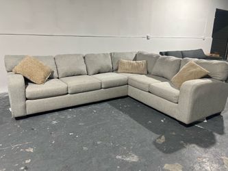 SECTIONAL COUCH SOFA