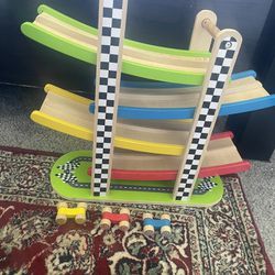 Kids Wooden Car Race Track With 3 Cars