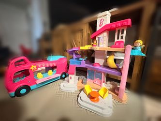 Little People Barbie House & RV