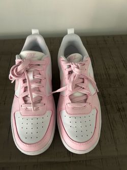 Nike pink pandas