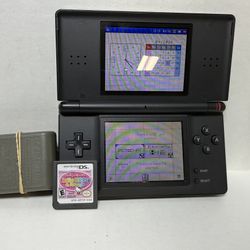 Nintendo Ds Lite Black With Charger And Hello Kitty Game Included 