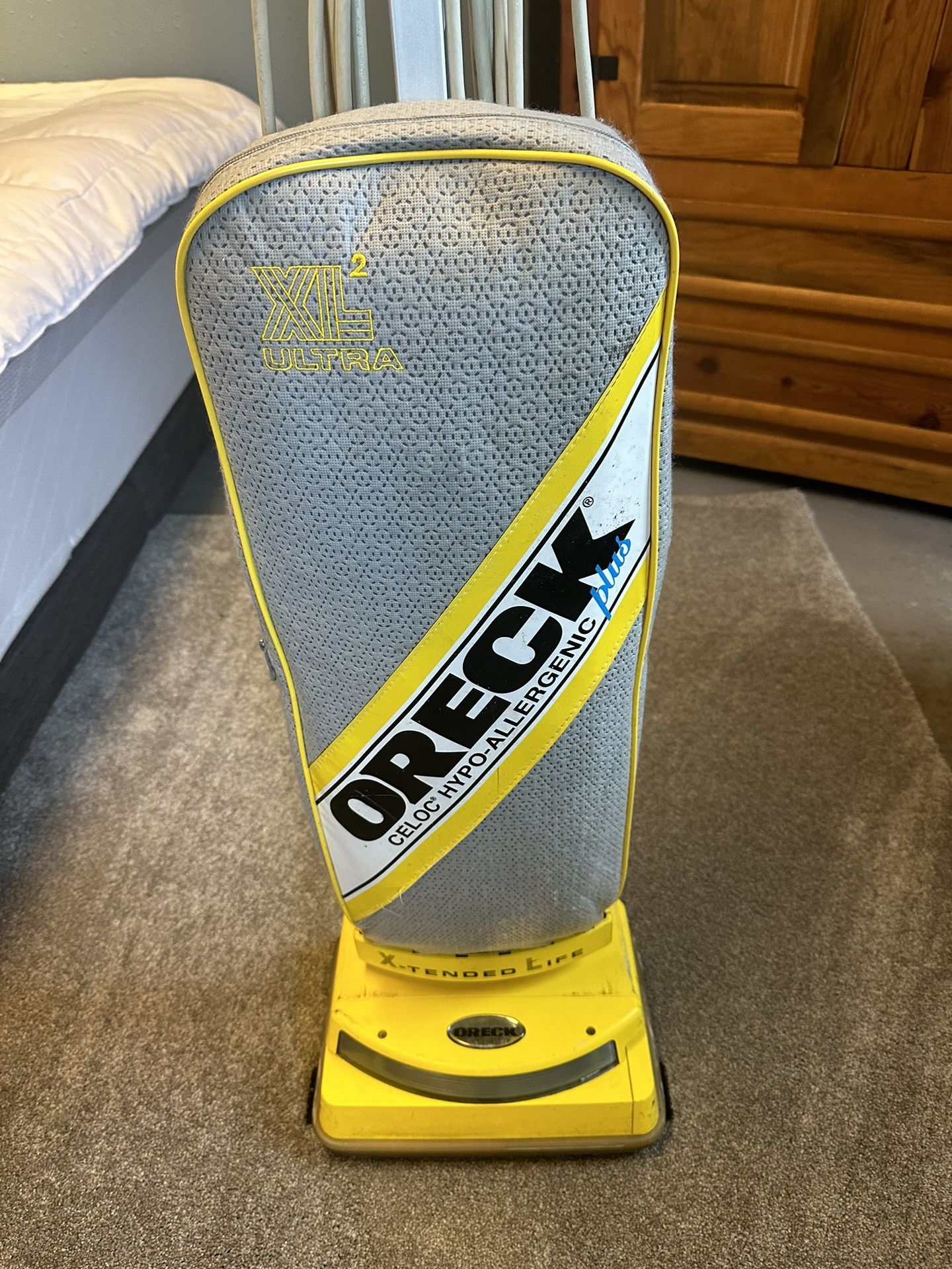 Oreck XL2 Ultra Xtended Life Upright Vacuum for Sale in Bellingham