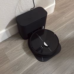 BObsweep Vacuum, Mop & Self Empty Dock