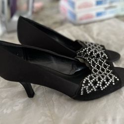 Black Dressy Heels 