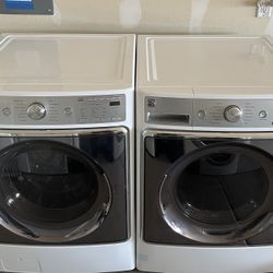 Massive Washer and Dryer (delivery available)