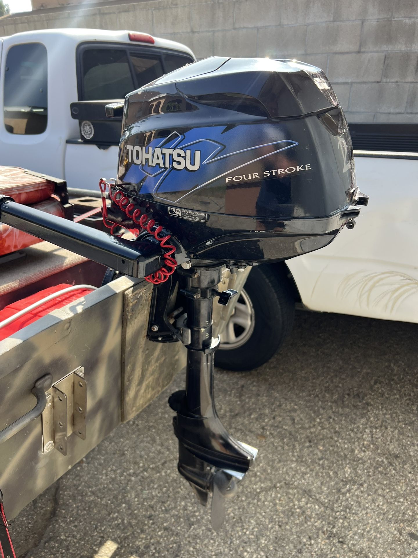 2006 Tohastsu 4-stroke 2hp Outboard Motor