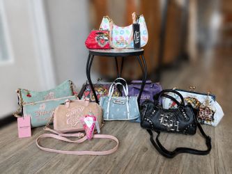 Juicy Couture,Von Dutch,and Ed Hardy bags!