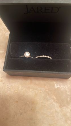 Engagement and Wedding Rjng