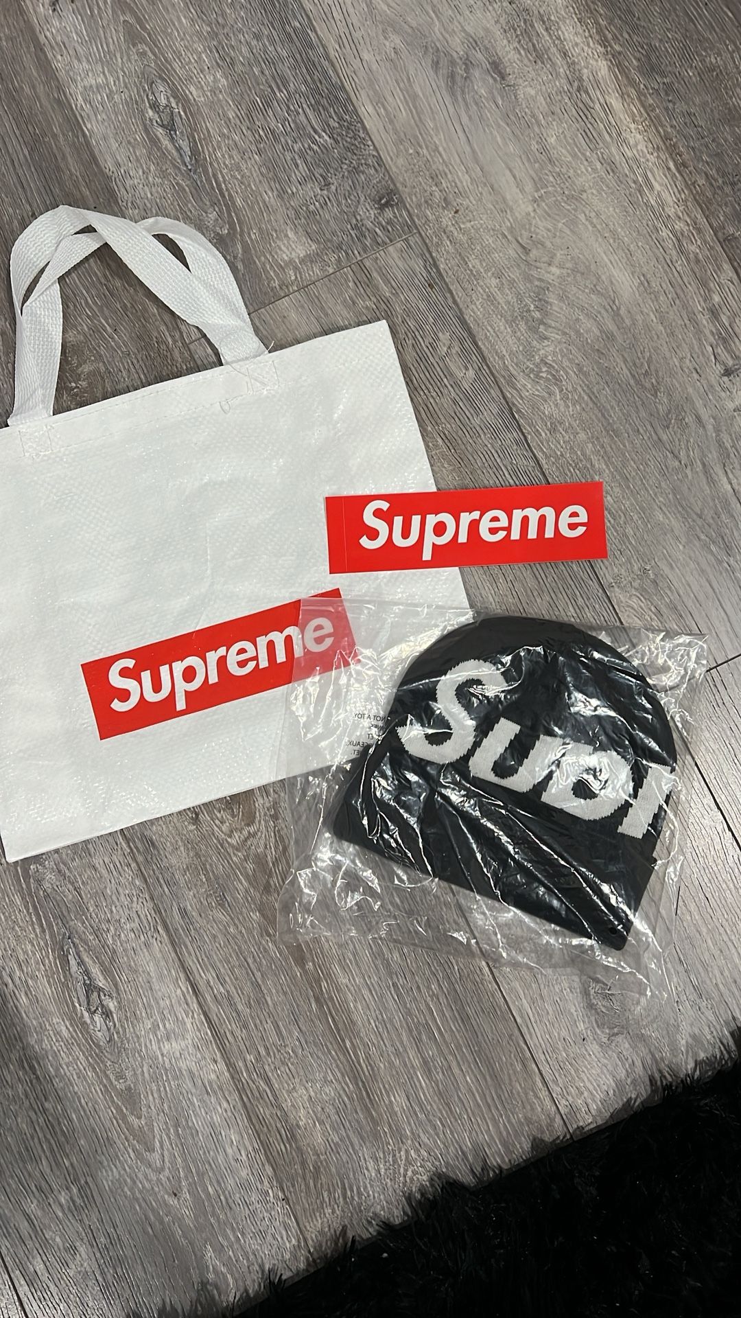 Black And White Supreme Lettering Beanie