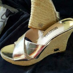 New Michael kors silver sandals size7