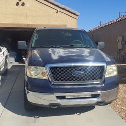 2007 Ford F-150 4x4 XLT. (Trade For Harley Davidson)