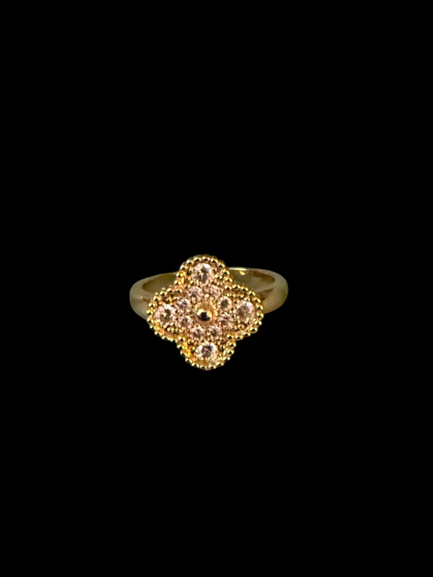 Gold Plated Flower Clover Ring Size 8