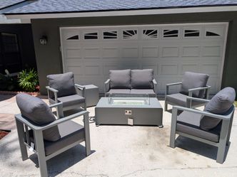 Fire Pit Chat Set - Outdoor Patio Furniture - All Aluminum - Settlers Notch 7 piece like new with covers - table chairs loveseat pool