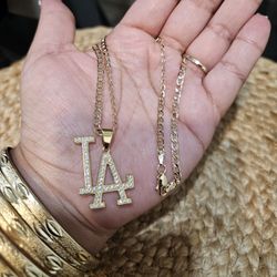 LA Necklace 