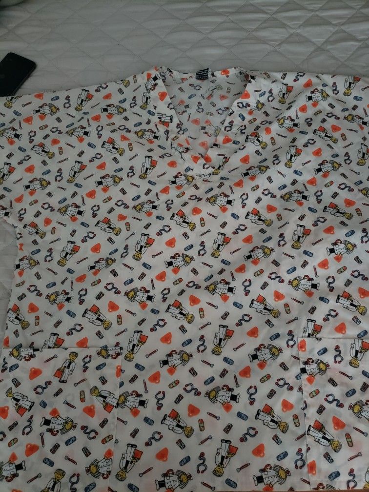 Women's Scrubs Top. Size L