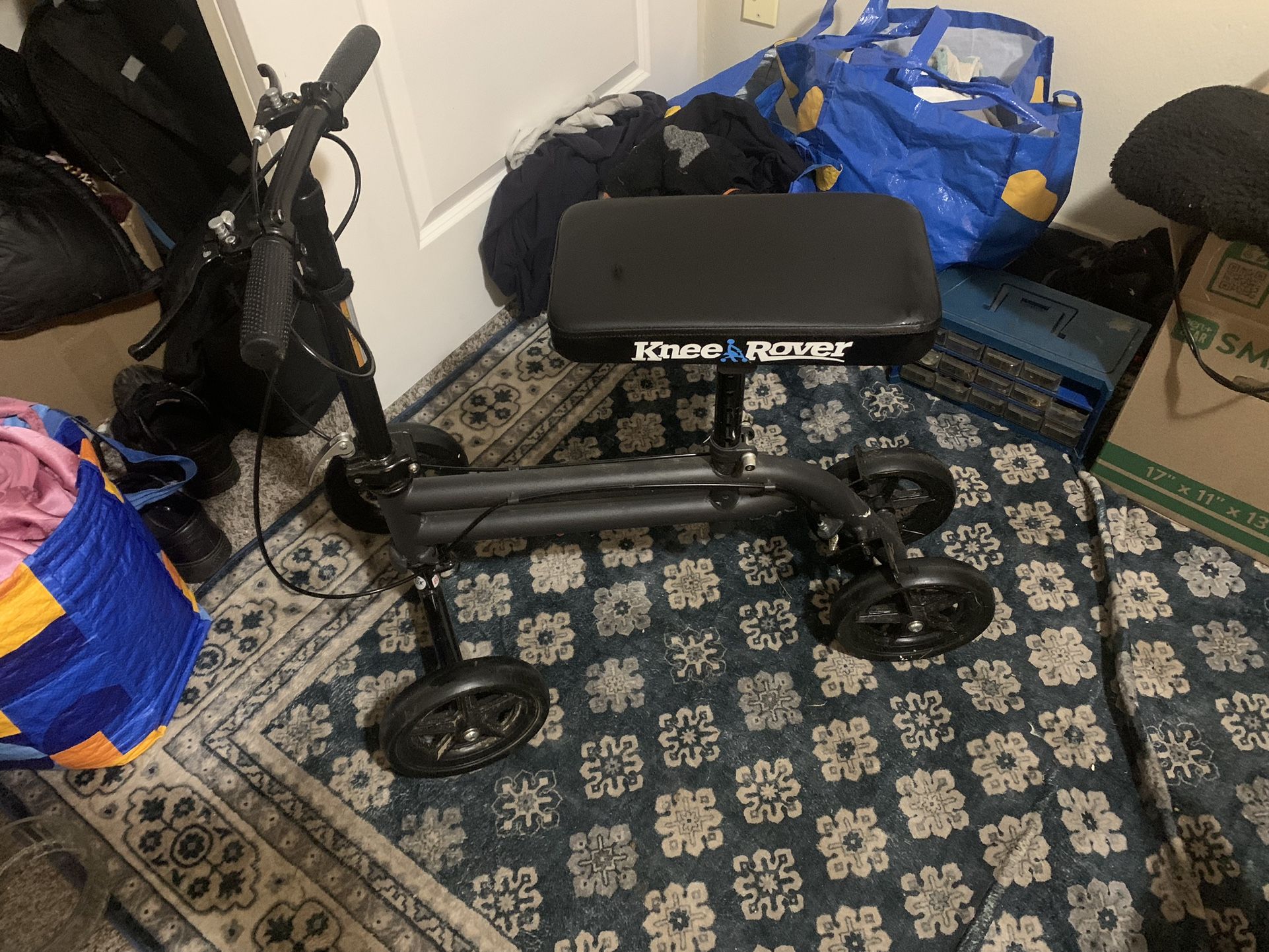 Knee Rover